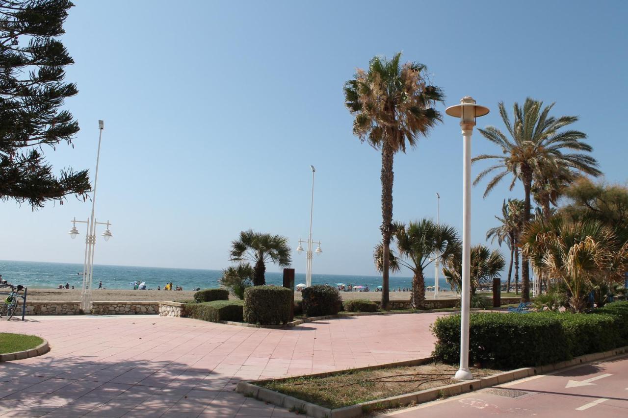 Junto Al Mar Apartment Малага Екстериор снимка